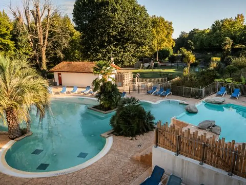 Camping Biper Gorri 4 Estrellas★★★★