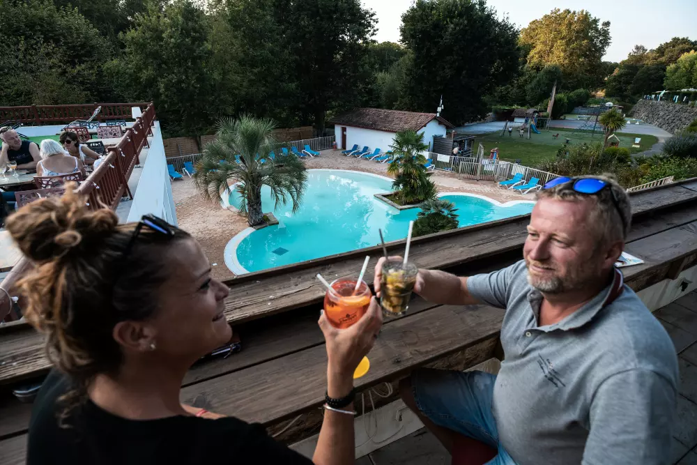 Kempingi Biper Gorri - Nie.