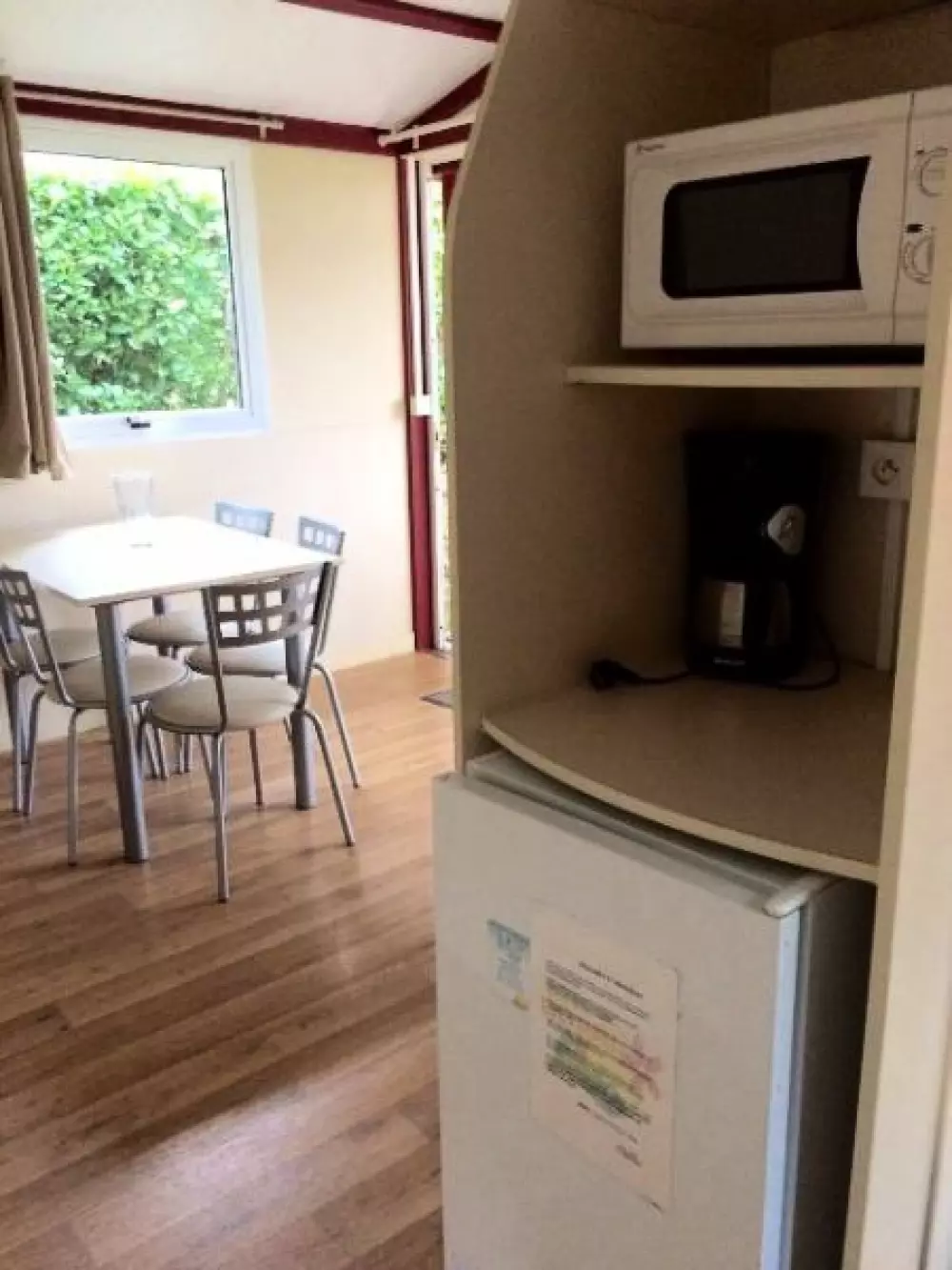 Kempingi Biper Gorri - Nie.