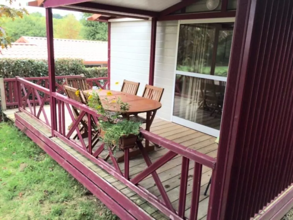 Kempingi Biper Gorri - Nie.