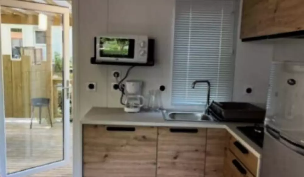 Kempingi Biper Gorri - Nie.