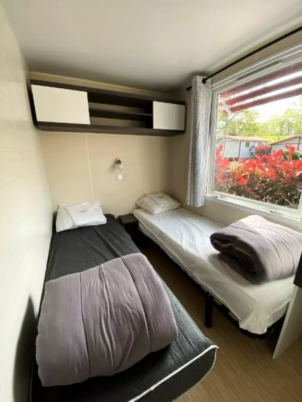 Kempingi Biper Gorri - Nie.