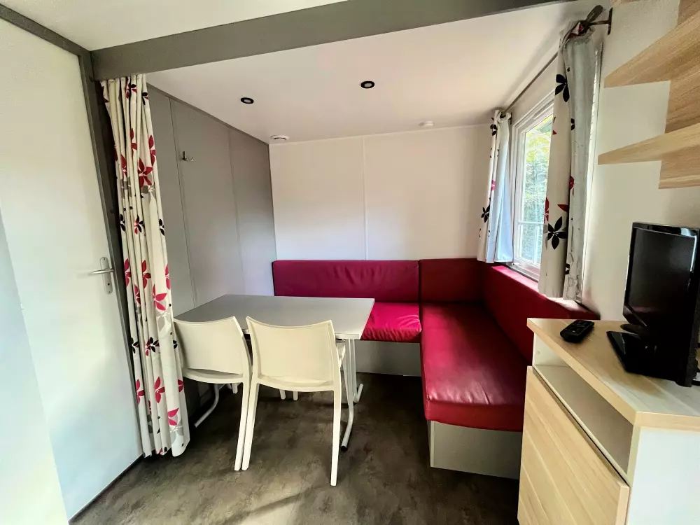 Kempingi Biper Gorri - Nie.