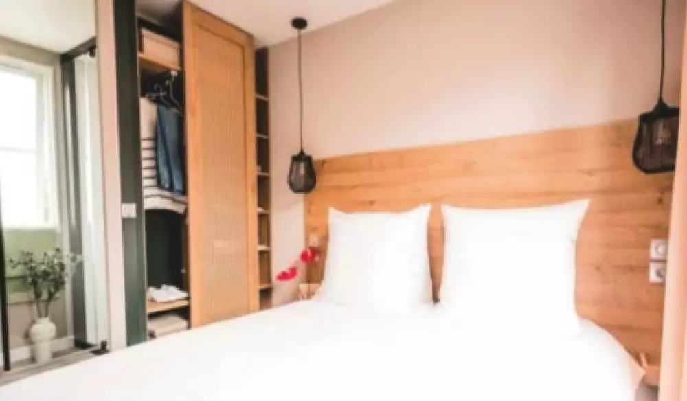 Kempingi Biper Gorri - Nie.