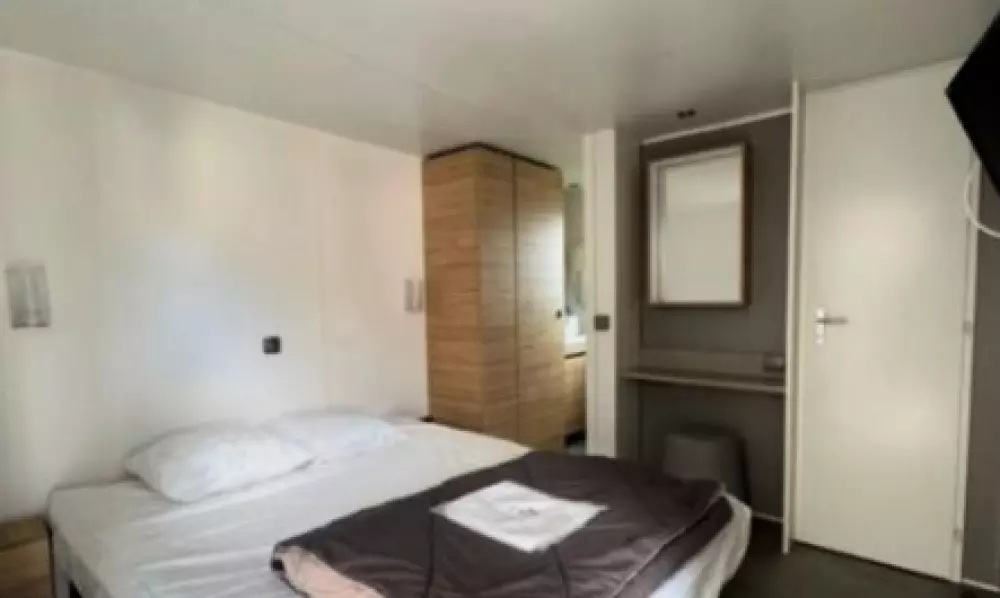 Kempingi Biper Gorri - Nie.