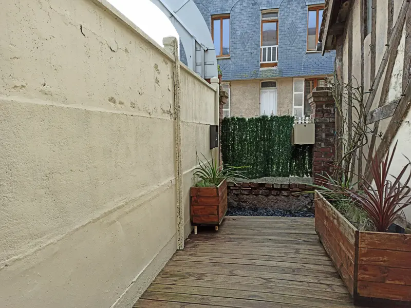 Gîte de France Gîtes de france® - oldalas kavics 3 fül