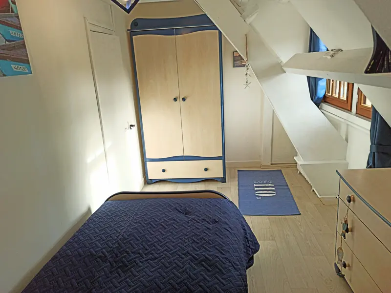 Gîte de France Gîtes de france® - oldalas kavics 3 fül