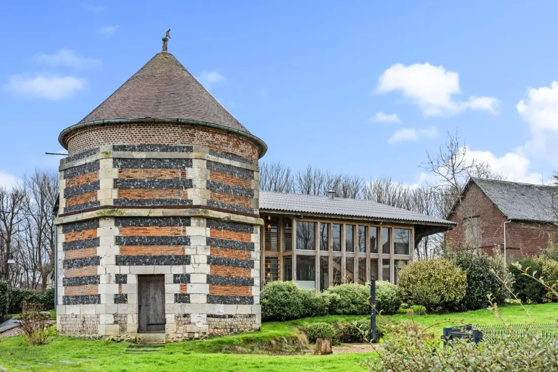 Gîte de France Gîtes de france® - domain de la valaine - arsène & lupin 3 fül