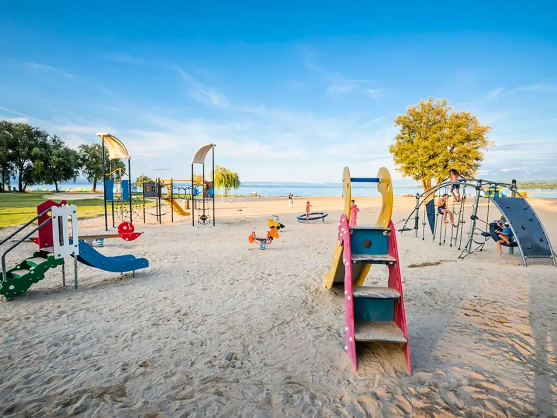 Camping Léman Plage2 Stelle★★