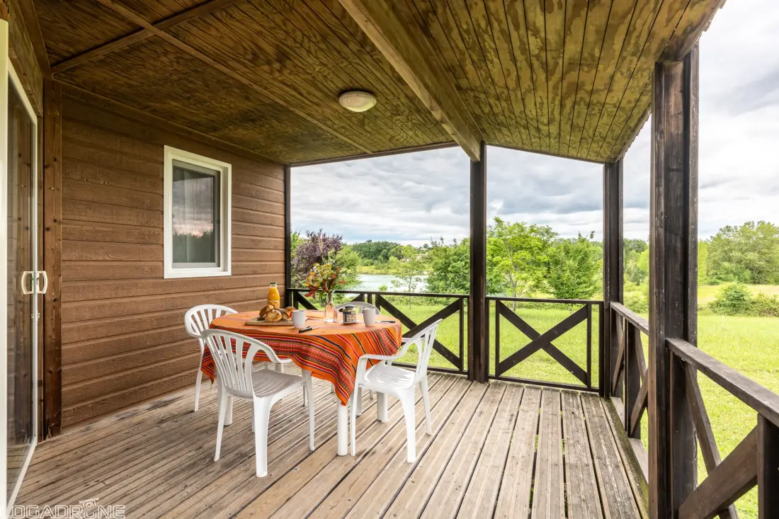 Hoteller i nærheden af Les Chalets de Dordogne Tæt på