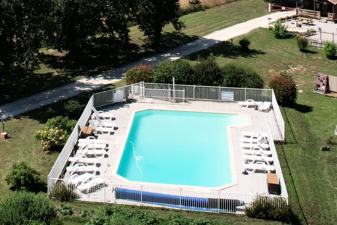 Hoteller i nærheden af Les Chalets de Dordogne Tæt på