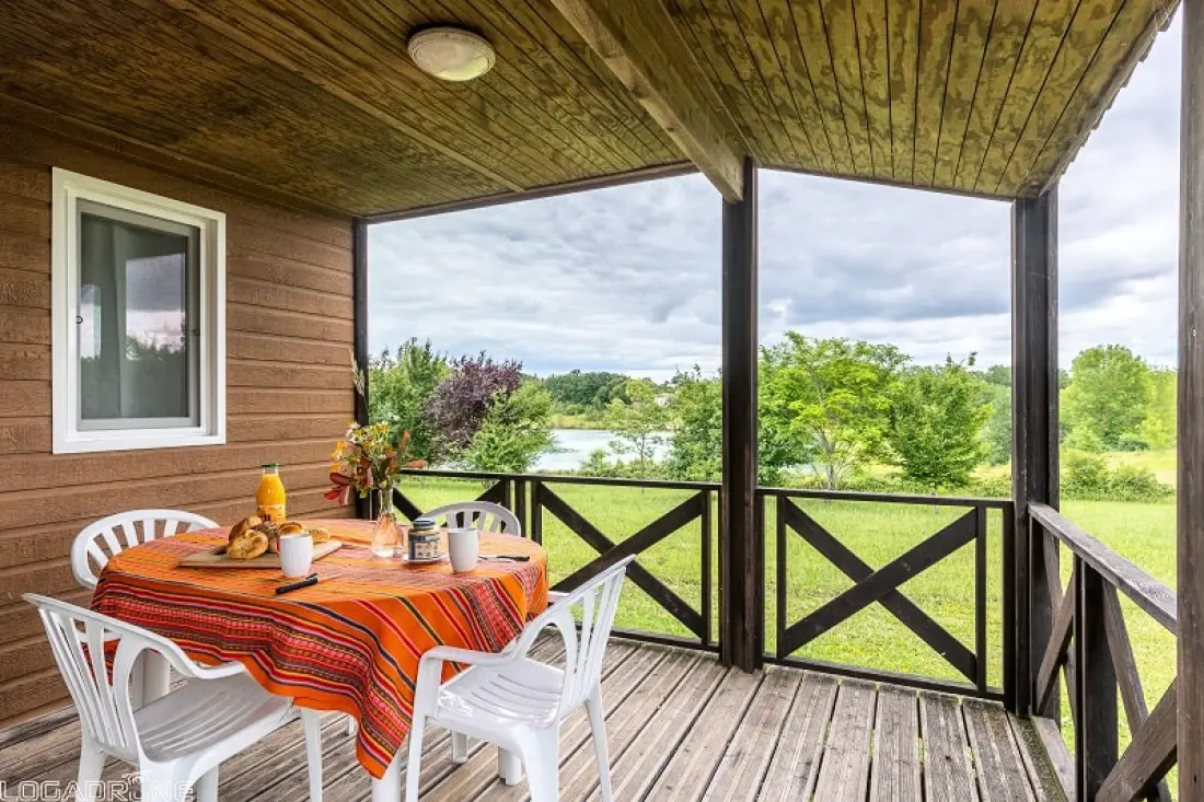 Hoteller i nærheden af Les Chalets de Dordogne Tæt på