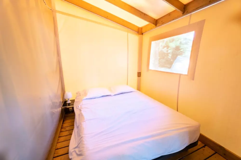 Camping Les Gorges du Chambon 4 étoiles★★★★