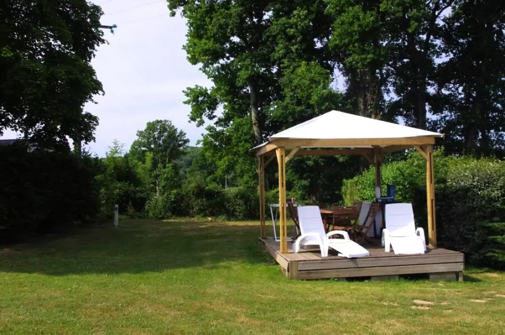 Camping Les Gorges du Chambon 4 étoiles★★★★