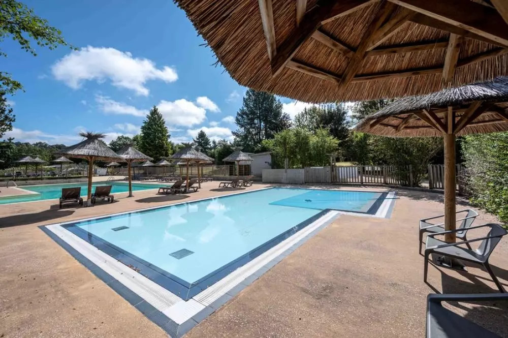 Camping Les Gorges du Chambon 4 étoiles★★★★