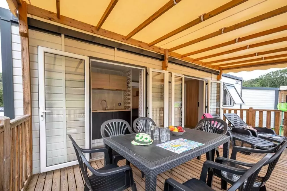 Camping Les Gorges du Chambon 4 étoiles★★★★