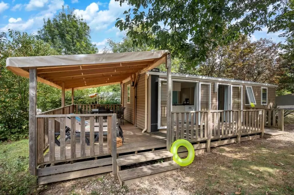 Camping Les Gorges du Chambon 4 étoiles★★★★