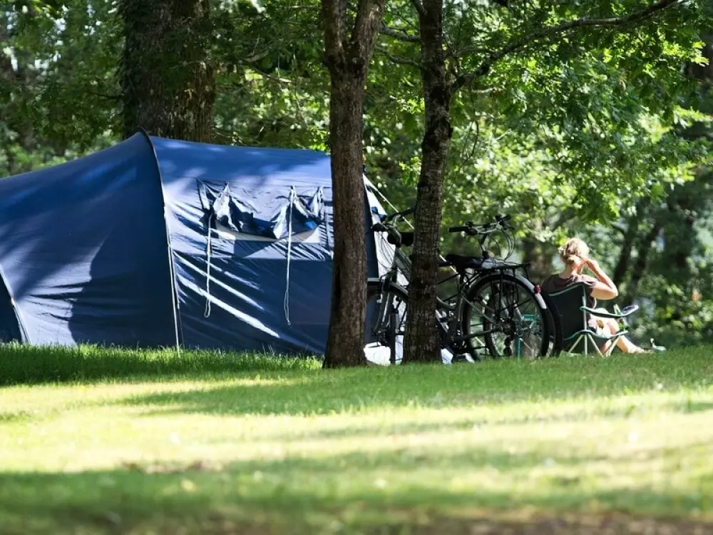 Camping Les Gorges du Chambon 4 étoiles★★★★