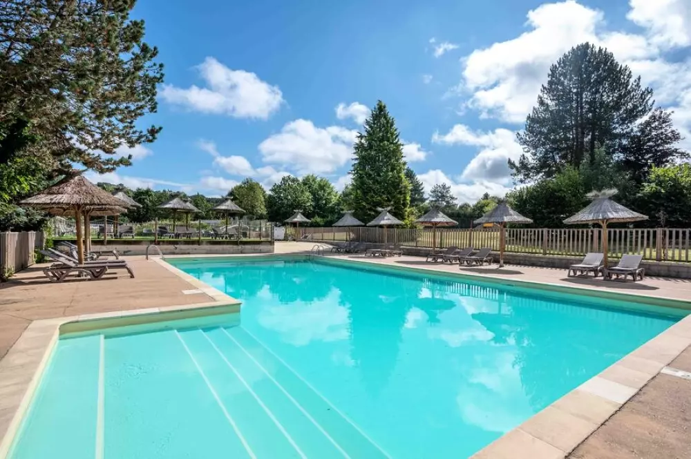 Camping Les Gorges du Chambon 4 étoiles★★★★