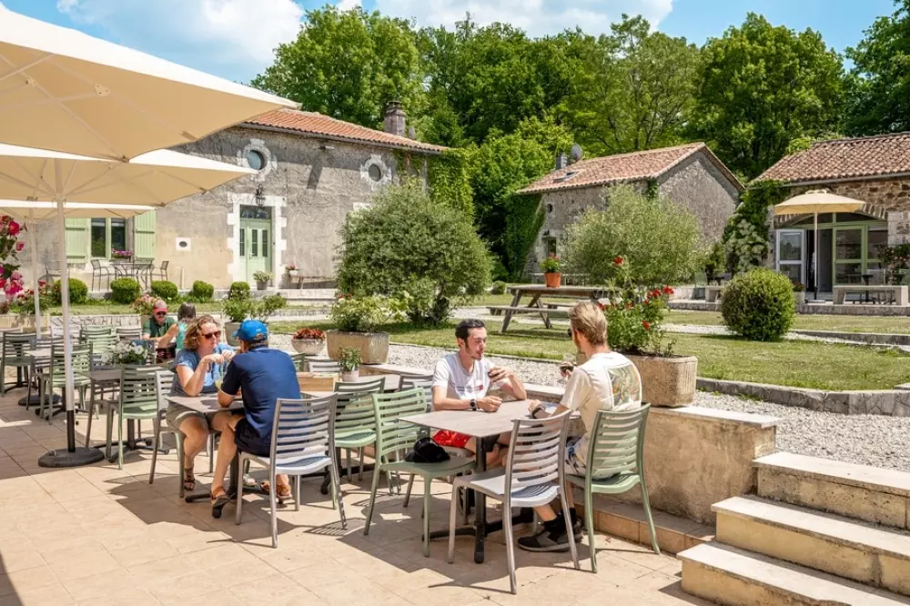 Camping Les Gorges du Chambon 4 étoiles★★★★