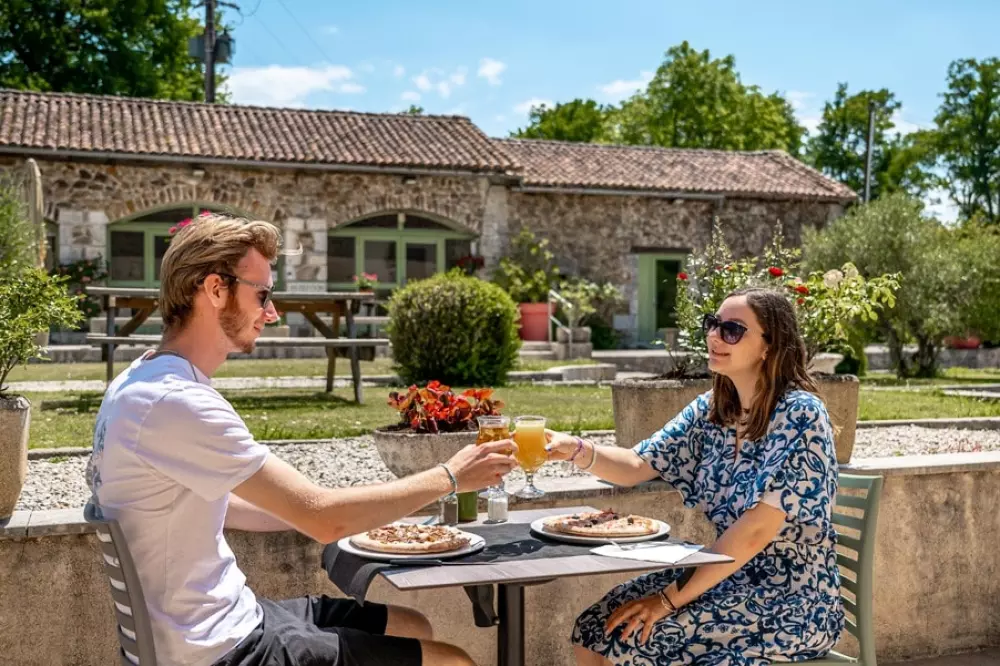 Camping Les Gorges du Chambon 4 étoiles★★★★