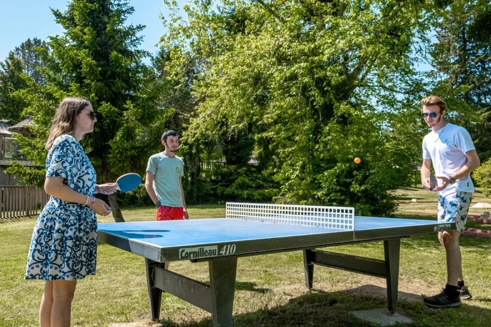 Camping Les Gorges du Chambon 4 étoiles★★★★