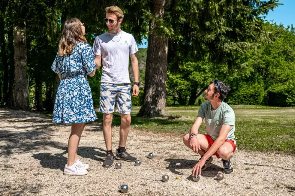 Camping Les Gorges du Chambon 4 étoiles★★★★