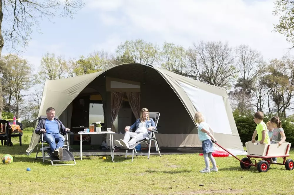 Camping Les Gorges du Chambon 4 étoiles★★★★