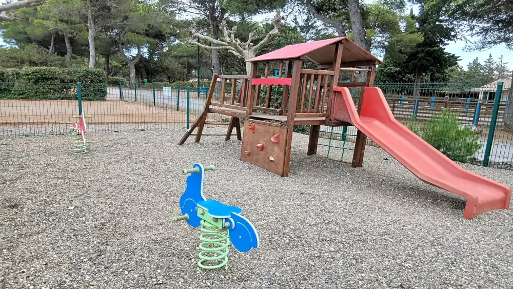 Campsite Le Pinada 3 Stars★★★