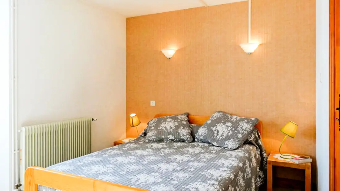 Gîte de France Gîtes de France 4 Personen in Fau de Peyre 2 Ähren