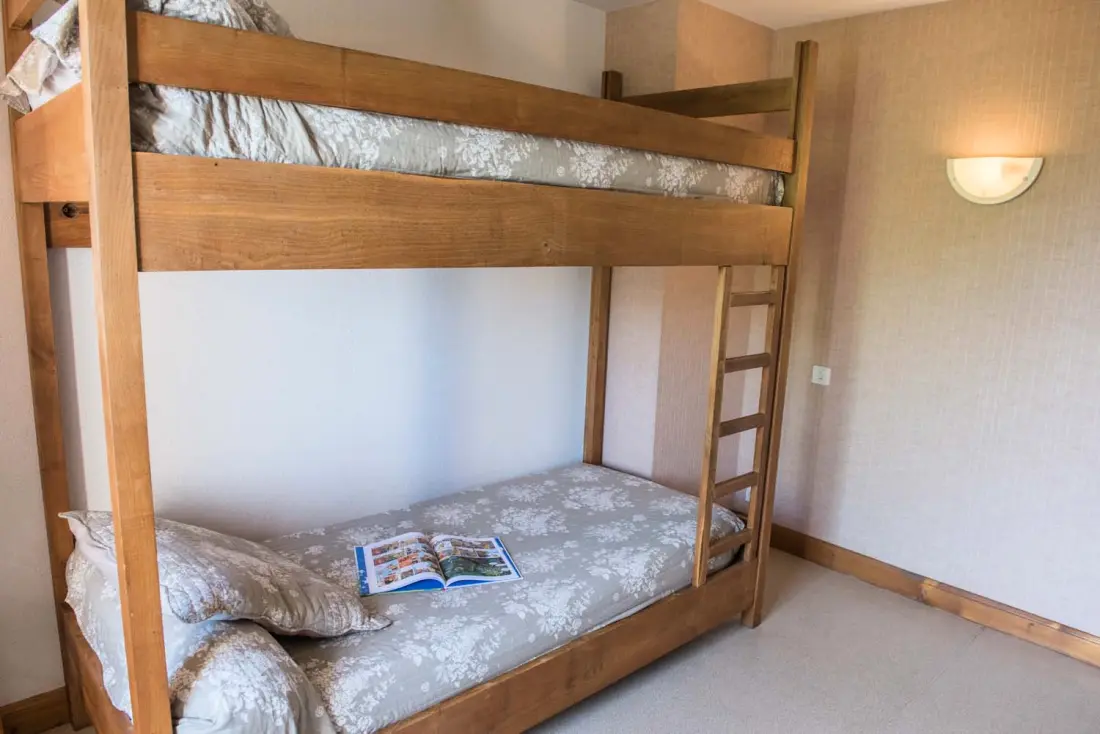Gîte de France Gîtes de France 6/7 Personen in Fau de Peyre 2 Ähren