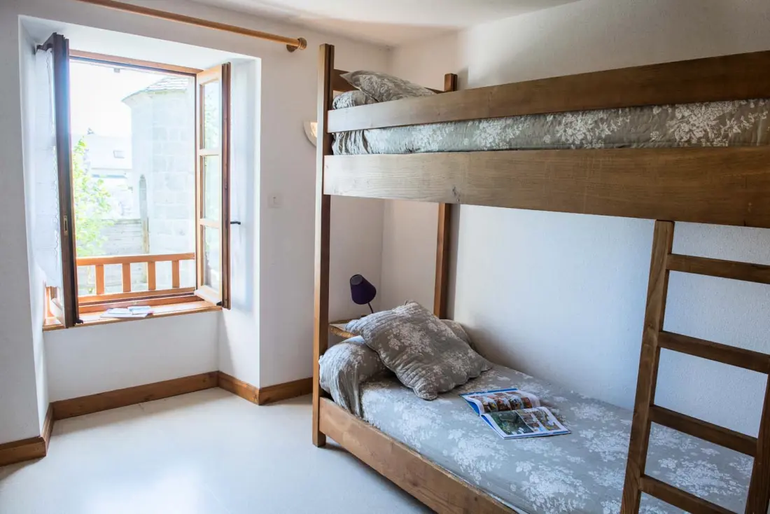 Gîte de France Gîtes de France 6/7 Personen in Fau de Peyre 2 Ähren
