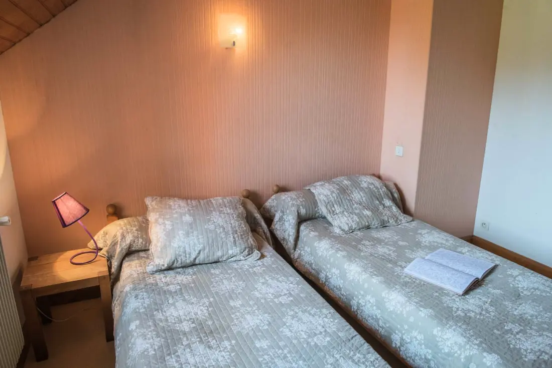 Gîte de France Gîtes de France 6/7 Personen in Fau de Peyre 2 Ähren