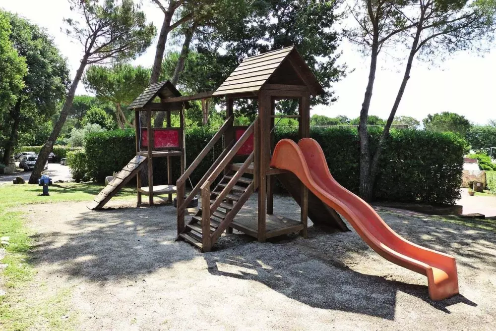 Camping Hu I Pini Village