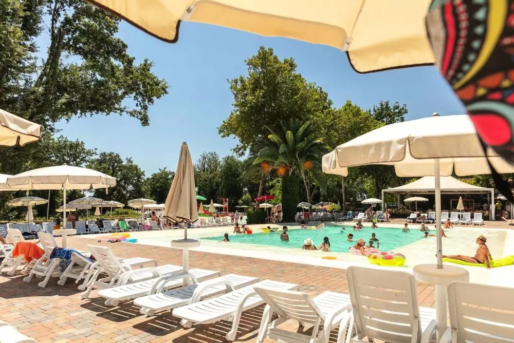 Camping Hu I Pini Village