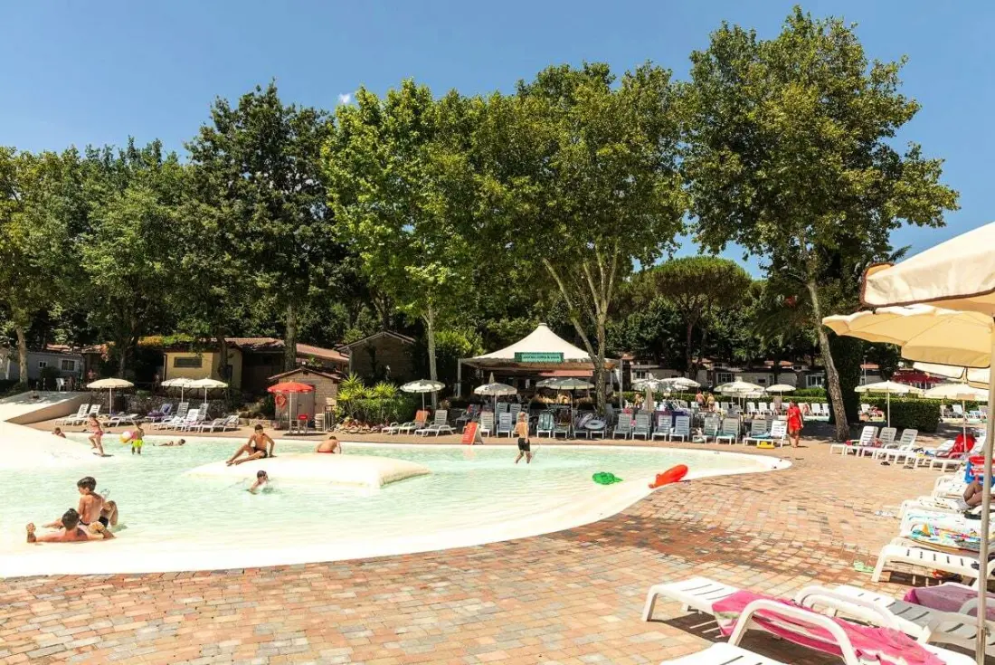 Camping Hu I Pini Village