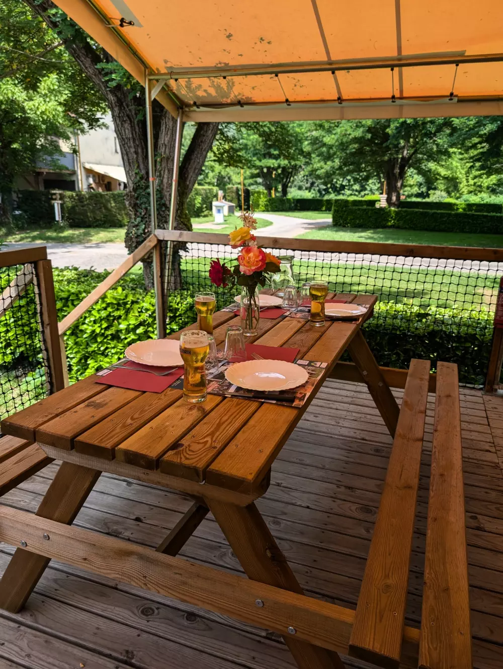 Ushuaïa Villages - Camping Le Port de Lacombe 3 Sterren★★★