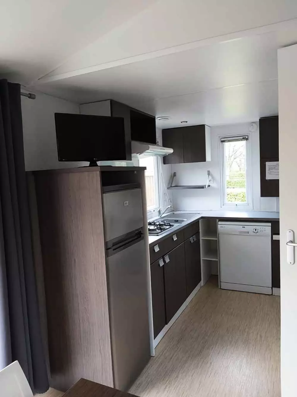 Ushuaïa Villages - Camping Le Port de Lacombe 3 Sterren★★★