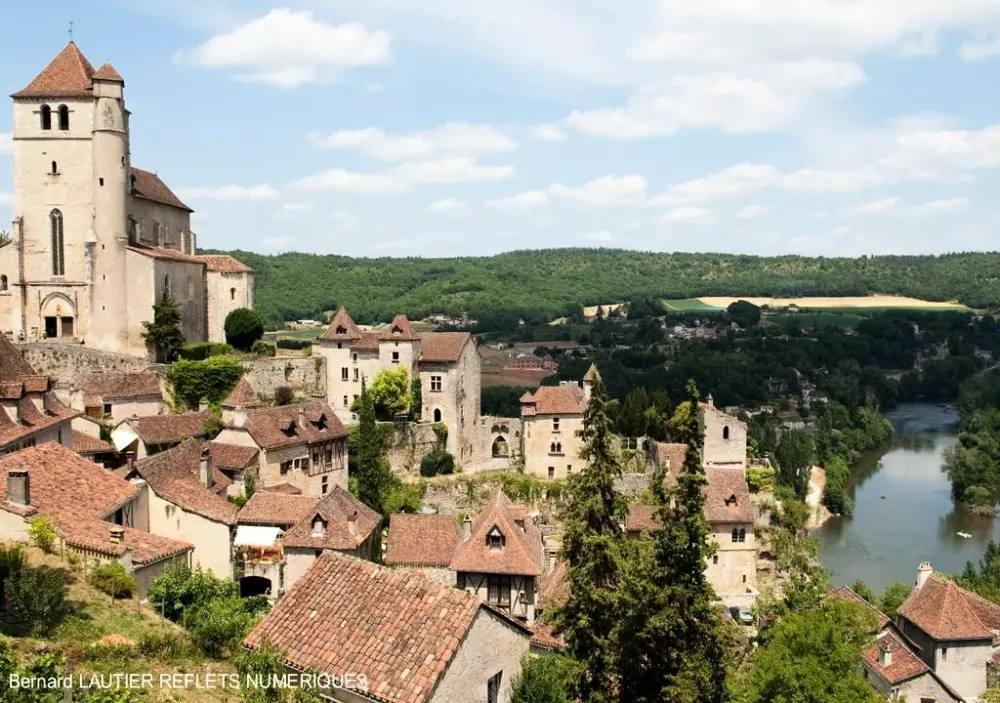 Ushuaïa Villages - Camping Le Port de Lacombe 3 Sterren★★★