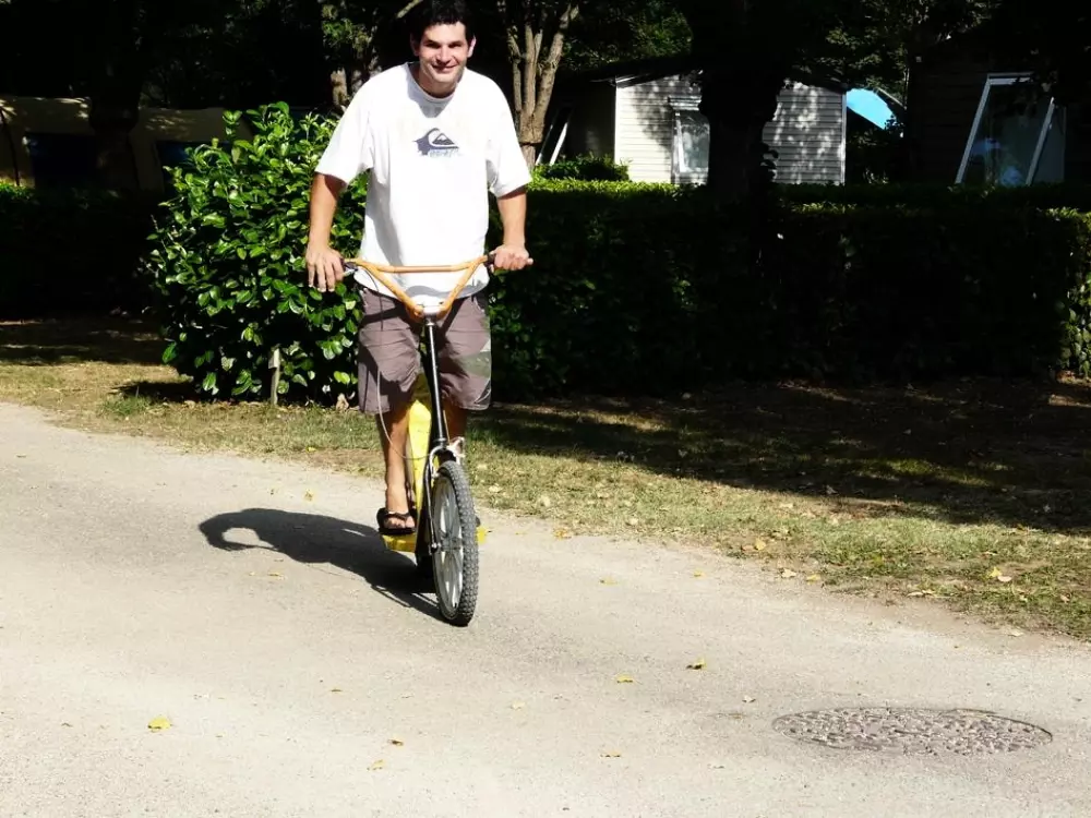 Ushuaïa Villages - Camping Le Port de Lacombe 3 Sterren★★★