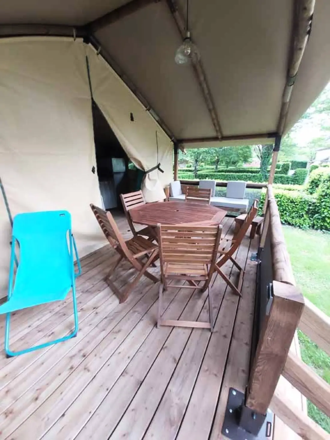 Ushuaïa Villages - Camping Le Port de Lacombe 3 Sterne★★★