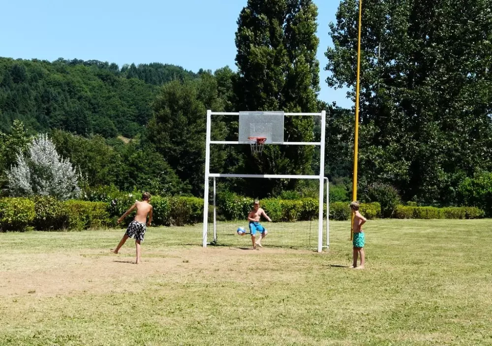 Ushuaïa Villages - Camping Le Port de Lacombe 3 Sterren★★★