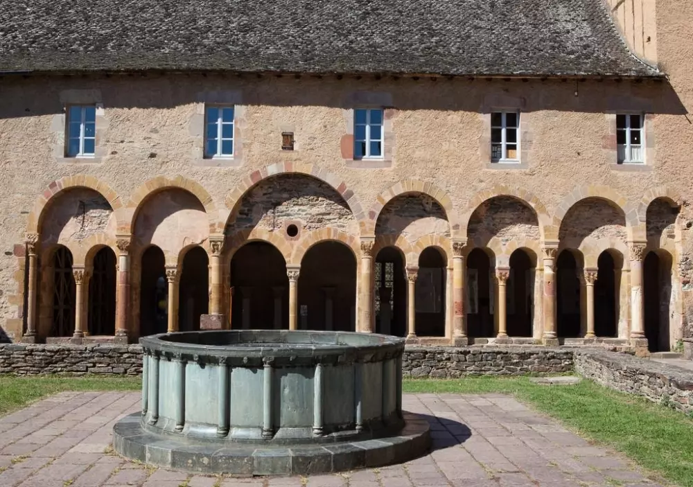 Ushuaïa Villages - Camping Le Port de Lacombe 3 Sterren★★★