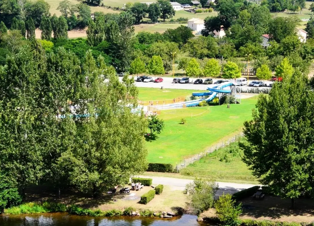 Ushuaïa Villages - Camping Le Port de Lacombe 3 Sterne★★★