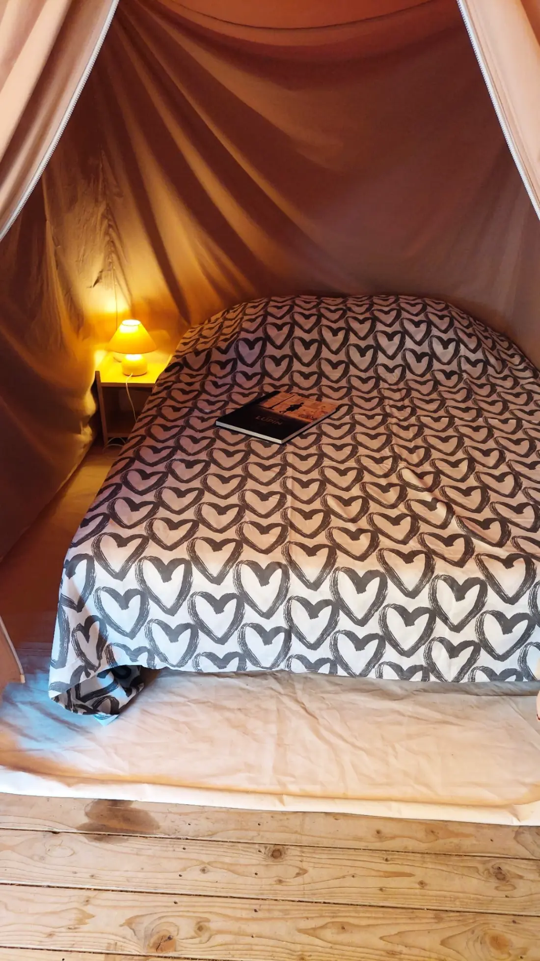 Ushuaïa Villages - Camping Le Port de Lacombe 3 Sterne★★★