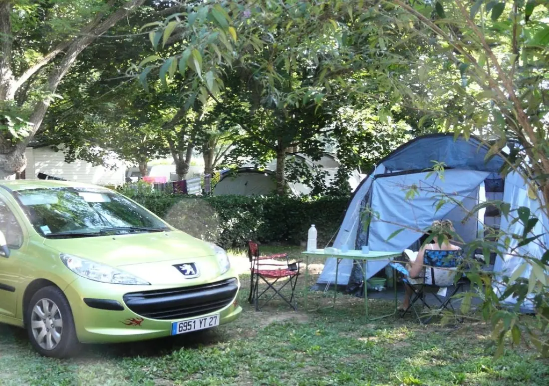 Ushuaïa Villages - Camping Le Port de Lacombe 3 Sterne★★★