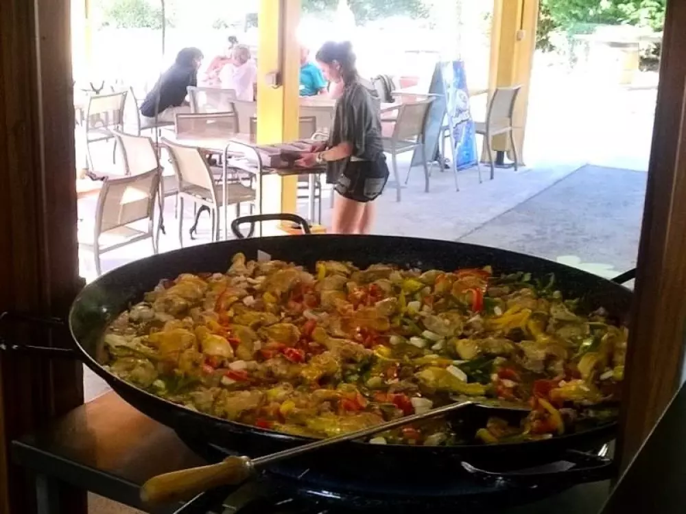 Ushuaïa Villages - Camping Le Port de Lacombe 3 Sterren★★★