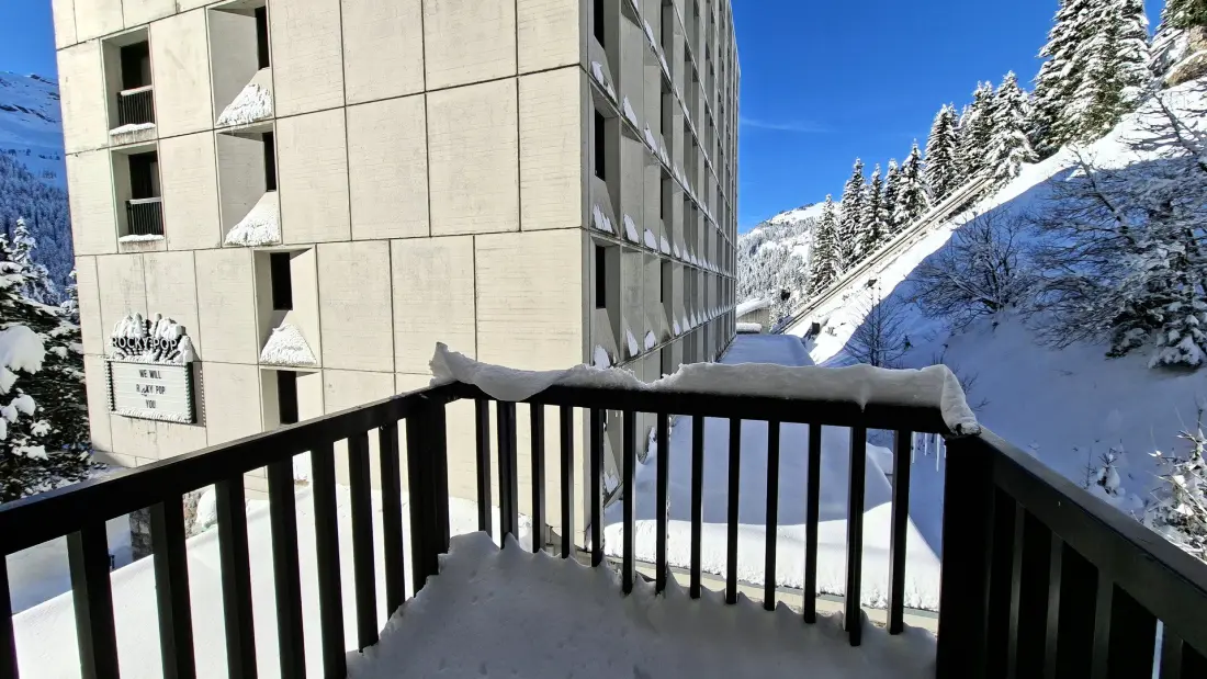 Vega Residence