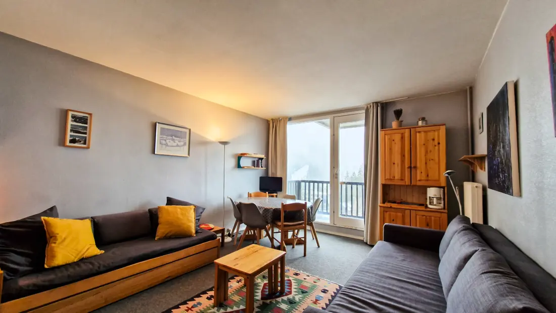 Vega Residence