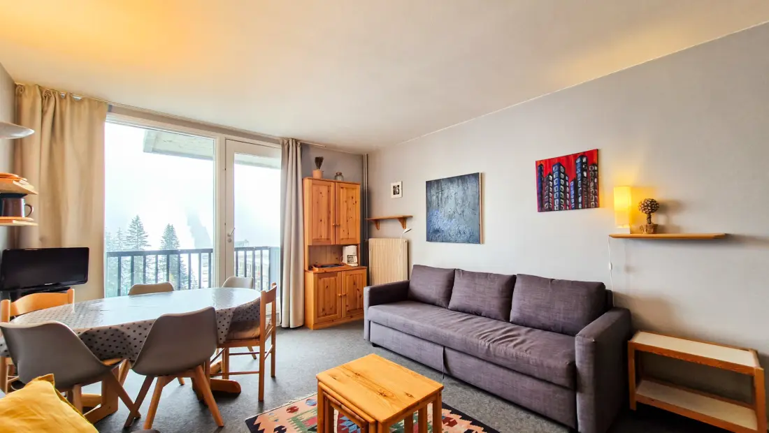 Vega Residence